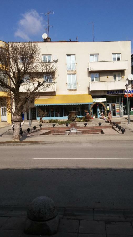 Apartman Lux Daruvar Exterior foto